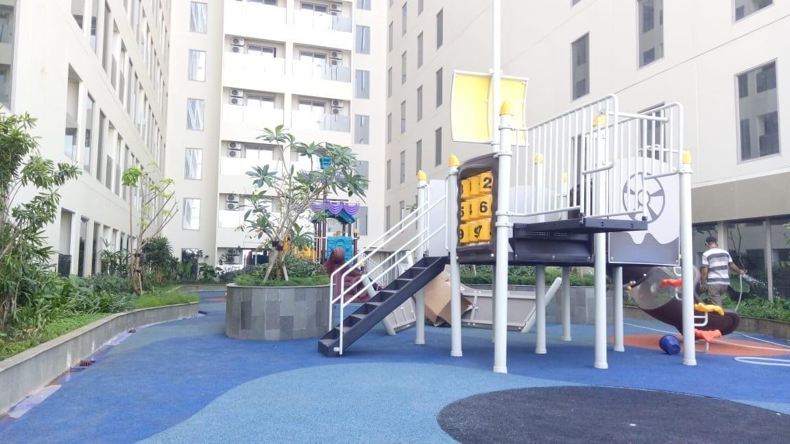ホテル ルイス キエンヌ パムダ スマラン エクステリア 写真